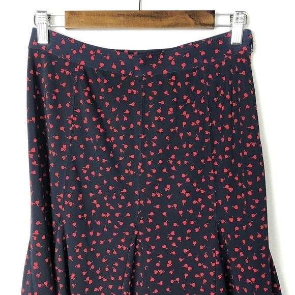 Talbots Petites Navy Blue & Red Cherry Heart Godet Trumpet Skirt 4P - Picture 3 of 7